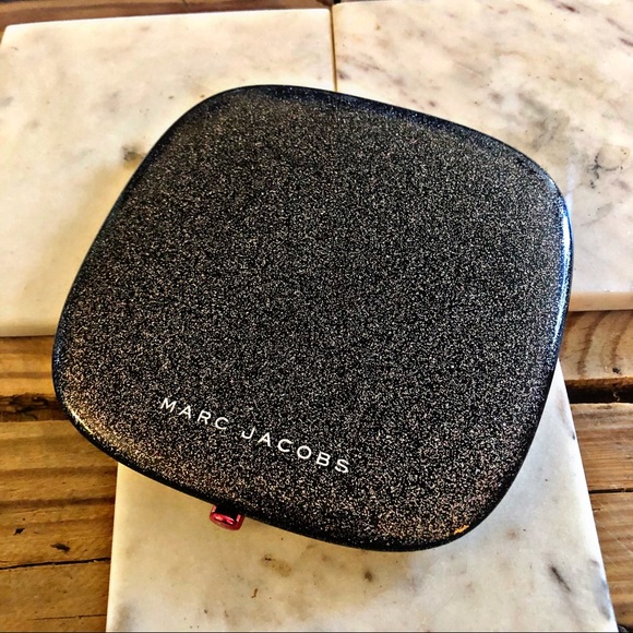 MARC JACOBS LE OMEGA GLOW HIGHLIGHTER - Picture 2 of 3